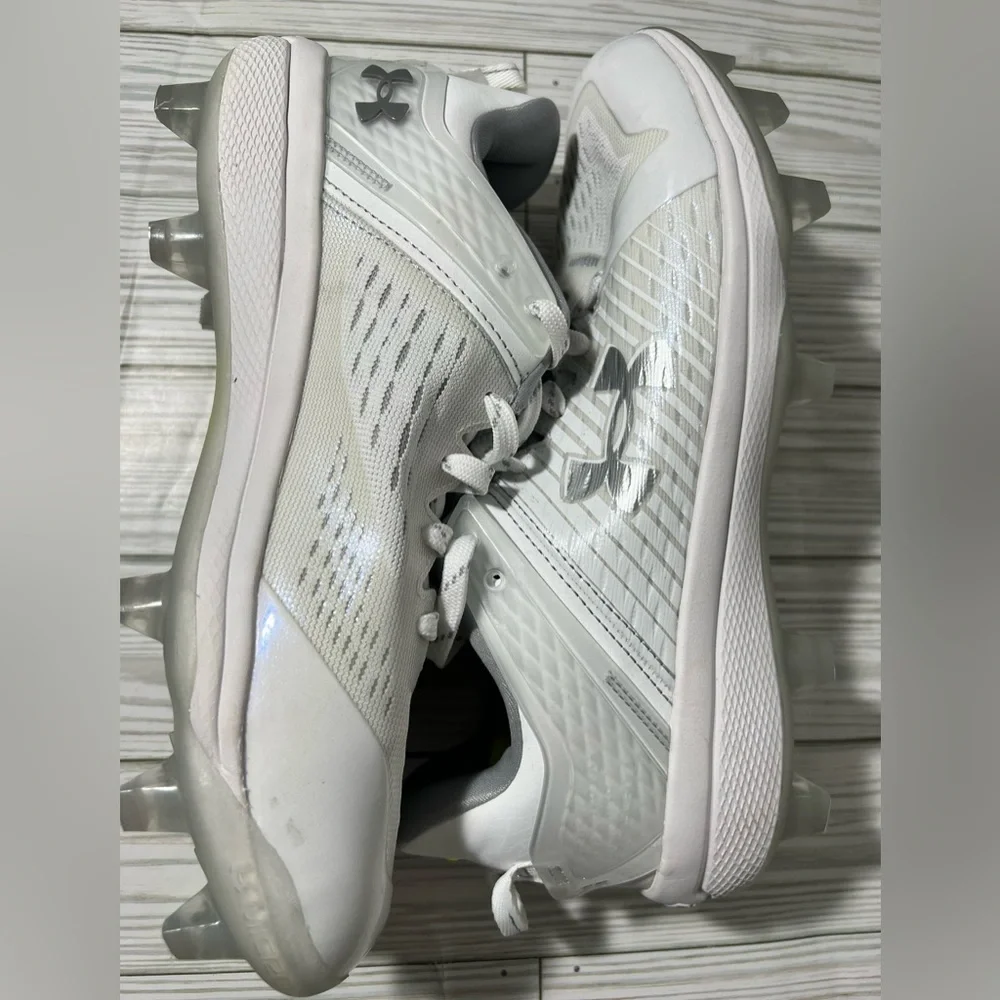 Under Armour Yard Low MT TPU men’s‎ Baseball Cleats shoes white #3025591 size 8